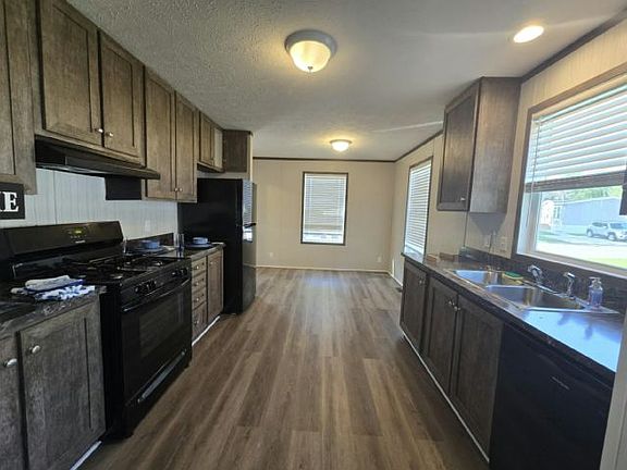 3rd image of 432 Romeo Dr #309