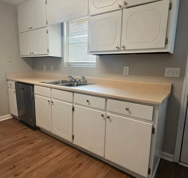 162 Nacoochee Dr — Photo 4