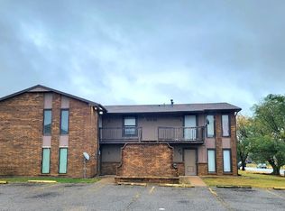 6832 W Par Ln APT 4, Wichita, KS 67212