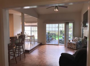 13222 Oak Farm Dr, Woodbridge, VA 22192