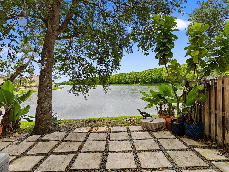 5056 SW 141st Ave — Photo 59