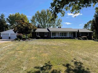 634 E Wright Rd, Jasper, IN 47546