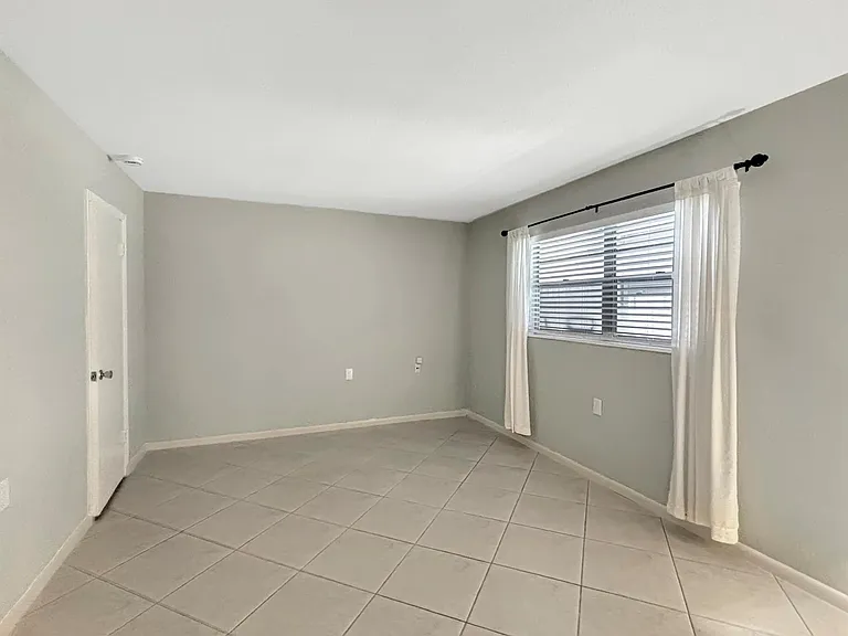 3154 Meridian Way S #6 — Photo 20