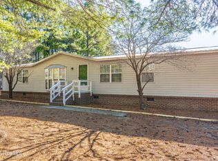 660 Pinebluff Lake Road, Aberdeen, NC 28315