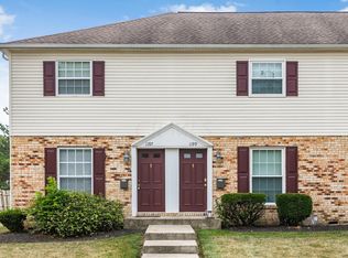 1197 Weybridge Rd, Columbus, OH 43220