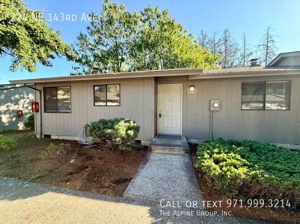 224 NE 143rd Ave