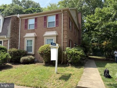 8002 Bethelen Woods Ln, Springfield, VA, 22153