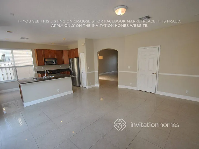 4238 Lake Tahoe Cir — Photo 3