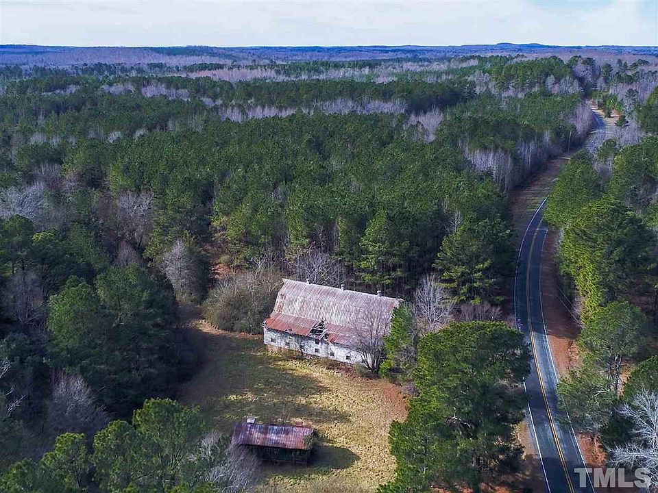 1st image of 218 Pete Thomas Rd