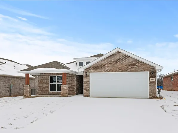 5904 NW Reynolds St, Bentonville, AR 72713