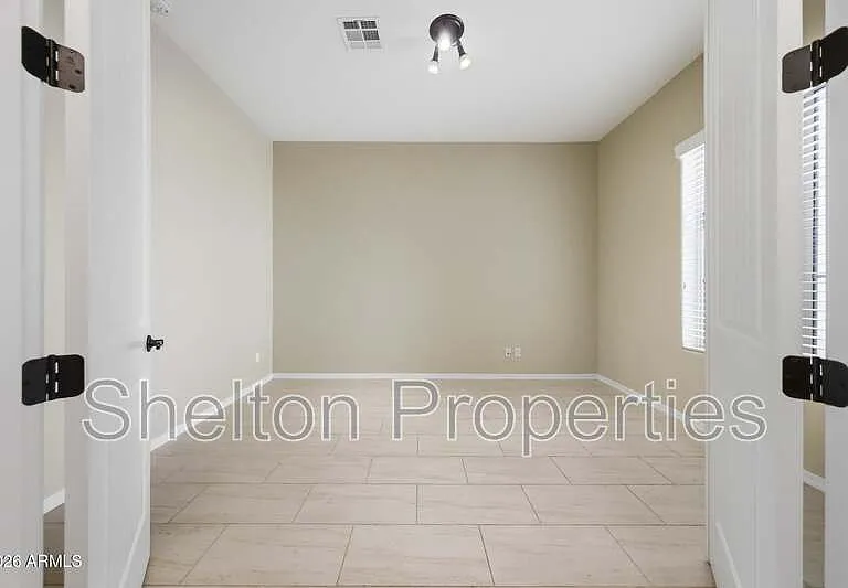 20441 W Hamilton St — Photo 10