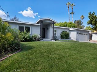4527 Santa Lucia Dr, Woodland Hills, CA 91364