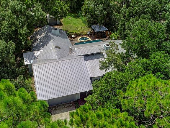 4th image of 4954 Hubner Cir