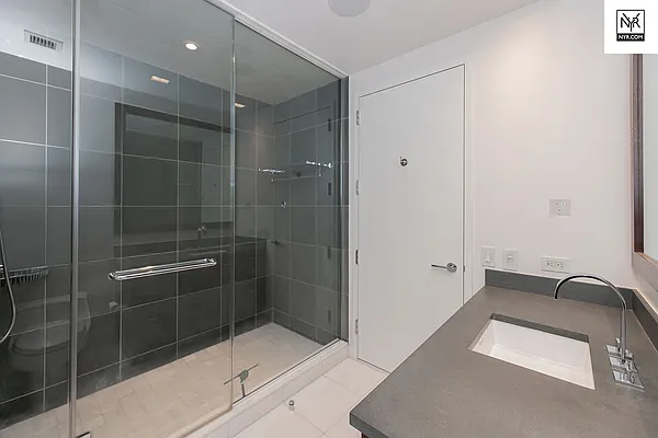 Rented by New York Residence | media 37