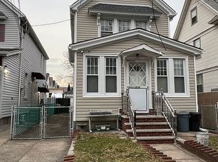 9109 107th Ave, Ozone Park, NY 11417