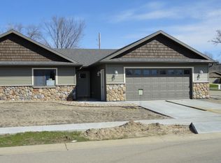 3691 Wildwood Ln SE, Rochester, MN 55904