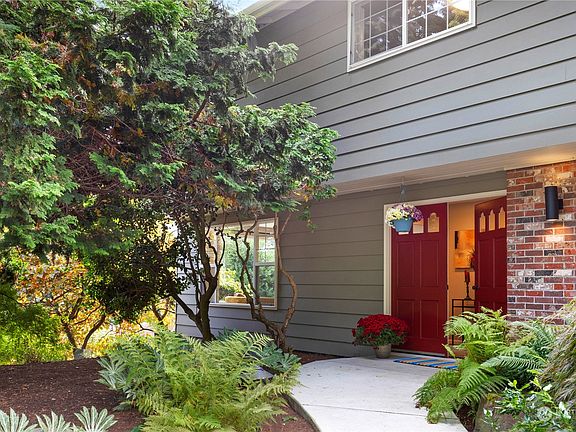 2nd image of 18319 57th Avenue NE