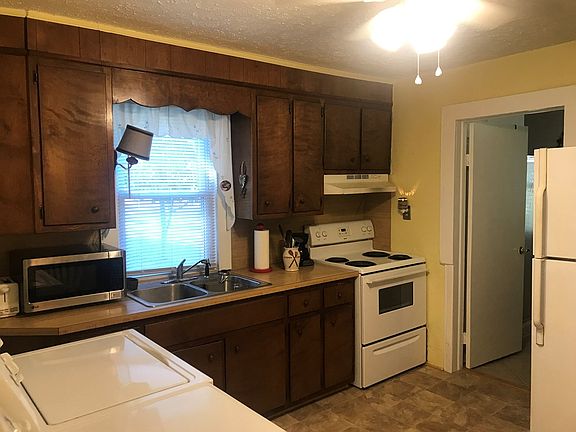 5th image of 119 Shady Ln