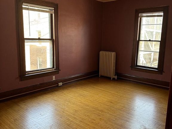 3rd image of 2507 Nicollet Ave S #16