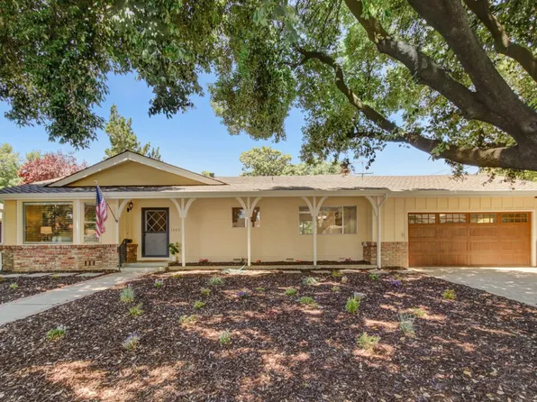 1307 W 8th St, Davis, CA 95616