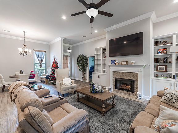 4th image of 205 Florio Ct