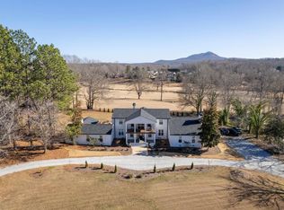 405 Foot Hills Rd, Greenville, SC 29617