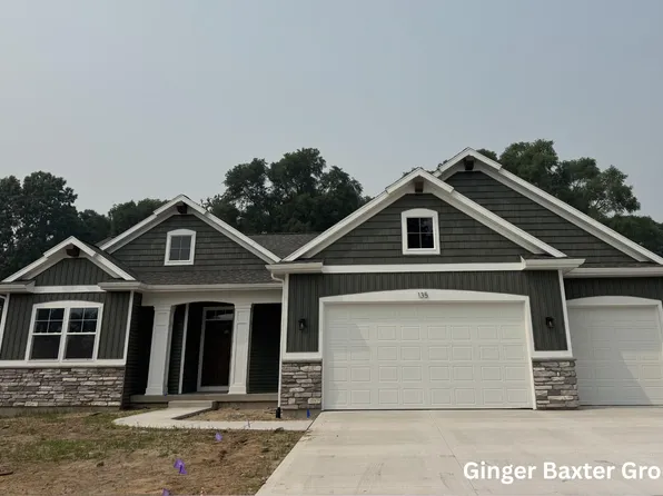 135 Summit Pointe Dr NE #4, Rockford, MI 49341