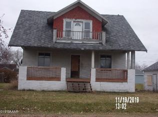 400 Sha St, Foxhome, MN 56543