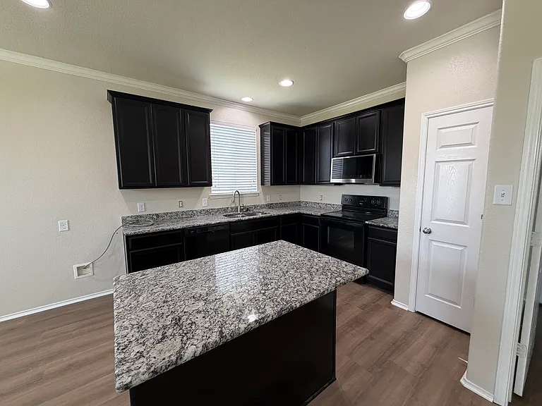 928 Rivers Creek Ln — Photo 13