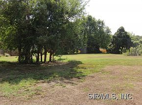 3rd image of 422 Carroll Ln