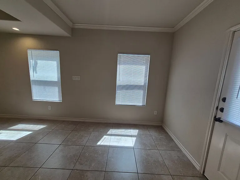 6618 Arancione Ave #104 — Photo 7