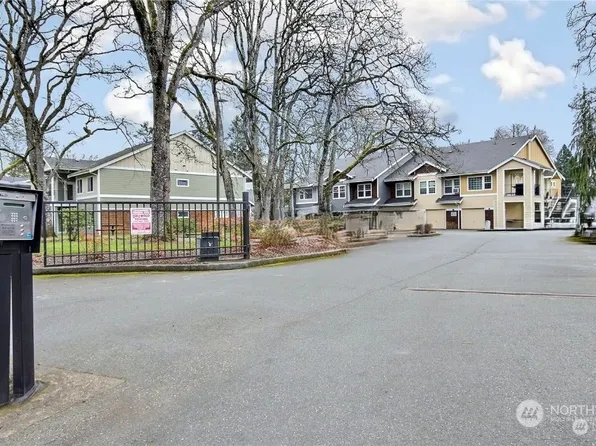 8113 Custer Road SW #E-2, Lakewood, WA 98499