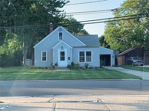 4th image of 435 E Superior St