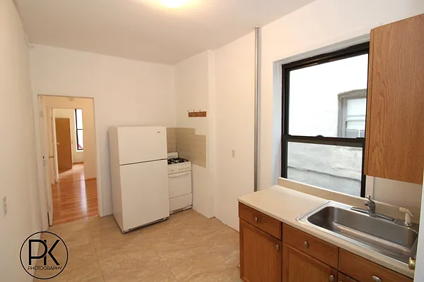 Rented by Proper Real Estate, LLC | media 10