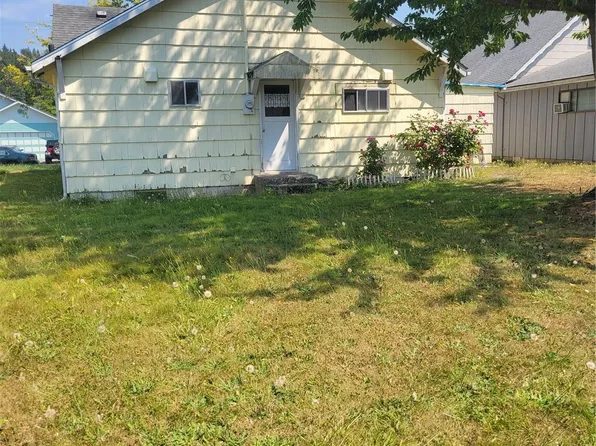 1217 3rd Avenue N, Kelso, WA 98626
