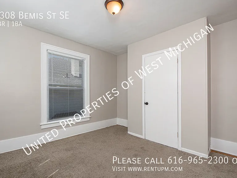 1308 Bemis St SE — Photo 8