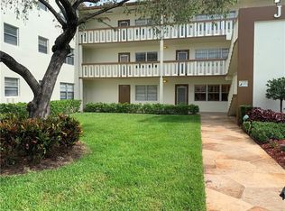 389 Mansfield Dr #J, Boca Raton, FL 33434