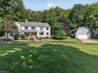 9610 Fox Meadow Ln, Chardon, OH 44024