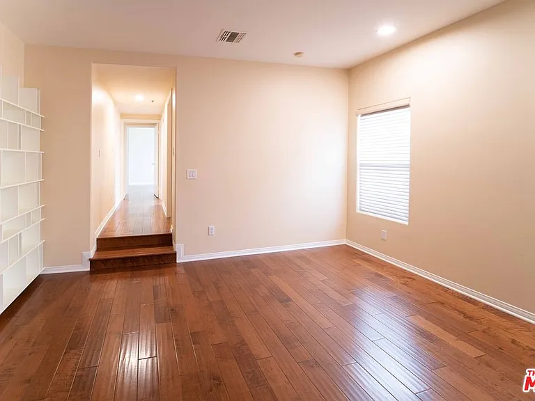 12011 Goshen Ave #202 — Photo 30