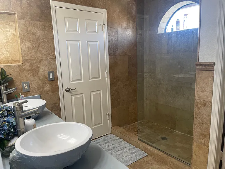 7383 W Utopia Rd — Photo 7