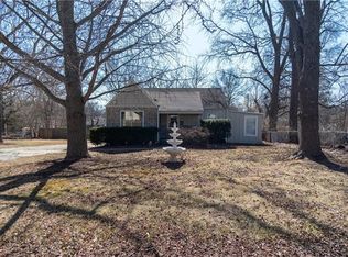 9103 E 65th Ter, Raytown, MO 64133