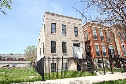 1st image of 3120 S Giles Ave