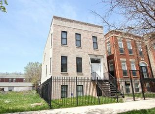 3120 S Giles Ave, Chicago, IL 60616