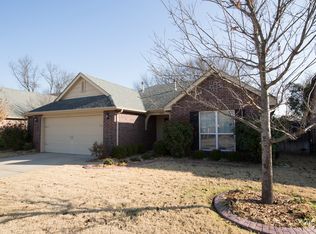 507 N Sycamore St, Jenks, OK 74037