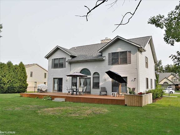 4th image of 725 Turnberry Dr