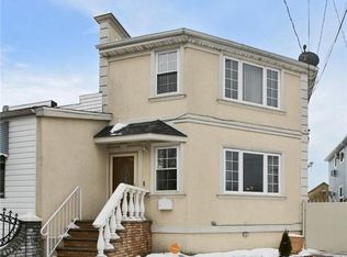 8946 Gold Rd, Ozone Park, NY 11417