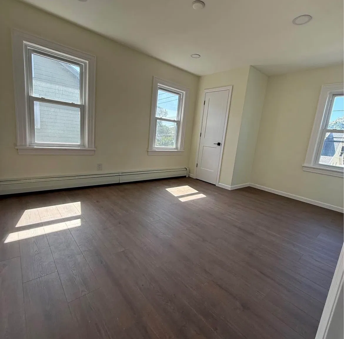 2 bed, $3,100 — Photo 4