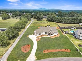 368 Old Batson Rd, Taylors, SC 29687