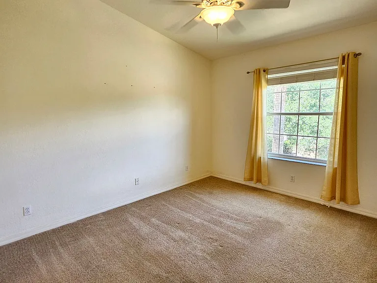 904 Casa Del Lago Way #904 — Photo 24