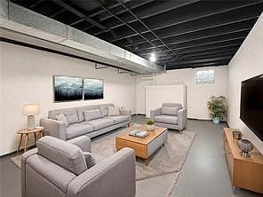 4th image of 334 Caperton St